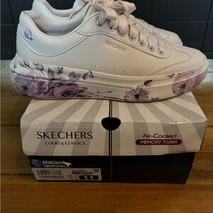 Skechers Women's White and Lavender Floral Sneakers